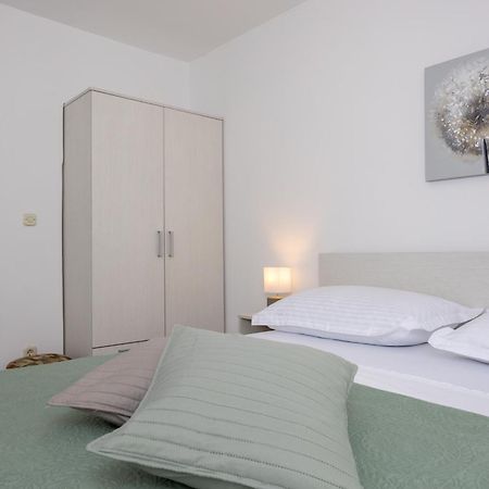 Apartmani Iva Tučepi Zewnętrze zdjęcie