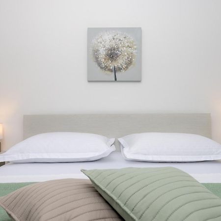 Apartmani Iva Tučepi Zewnętrze zdjęcie