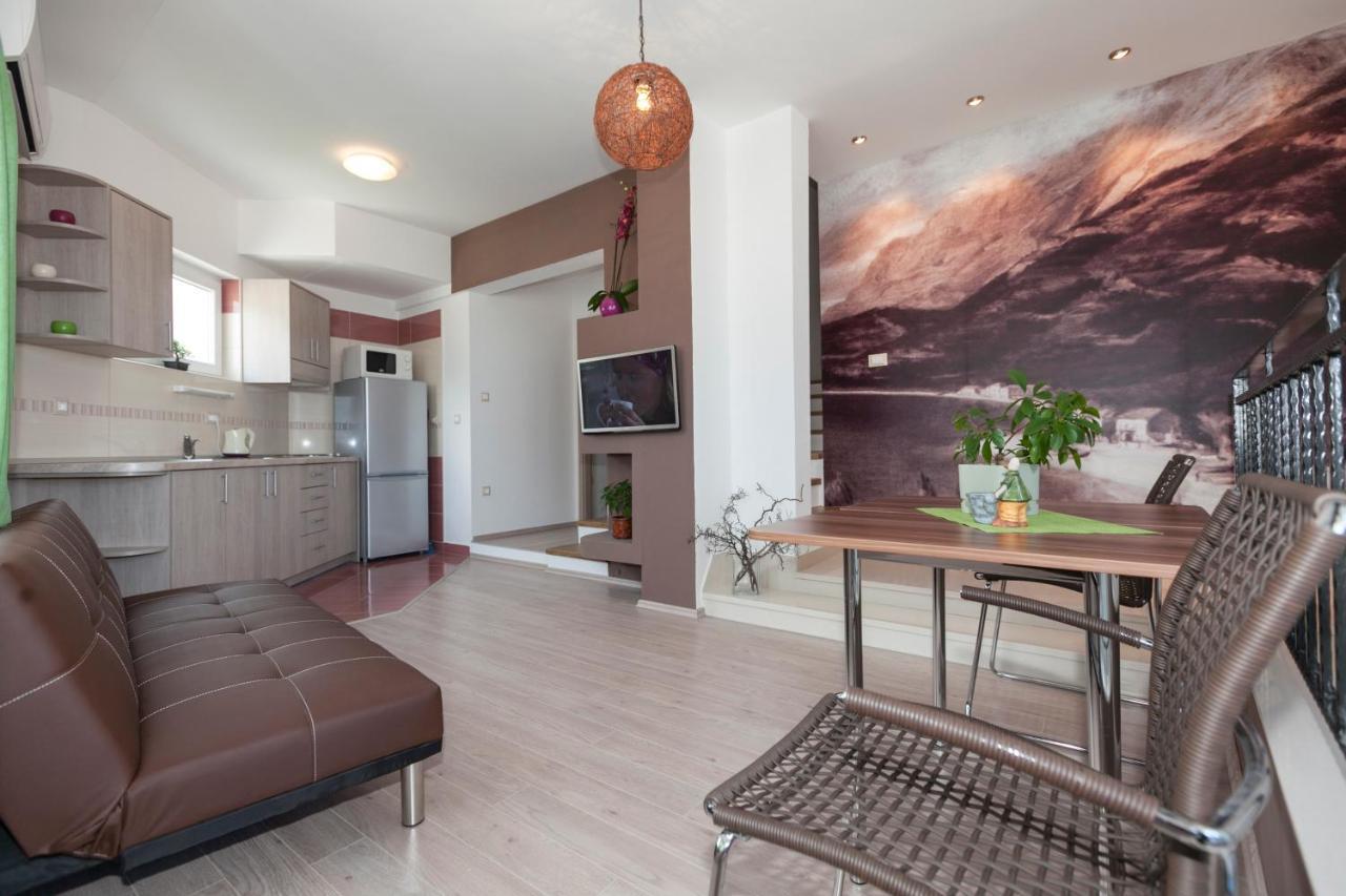 Apartmani Iva Tučepi Zewnętrze zdjęcie