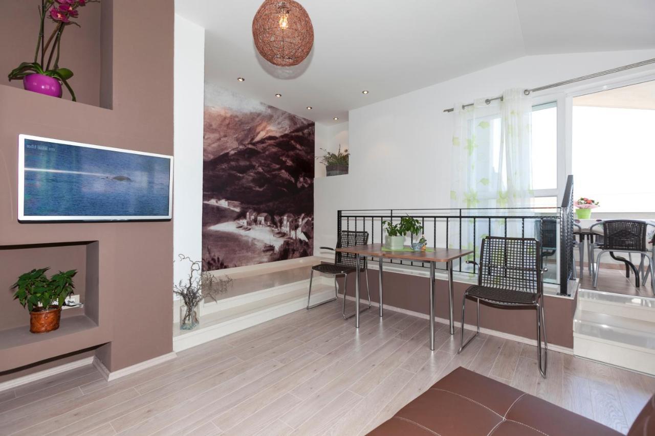 Apartmani Iva Tučepi Zewnętrze zdjęcie