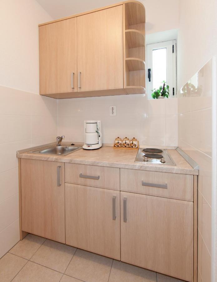 Apartmani Iva Tučepi Zewnętrze zdjęcie