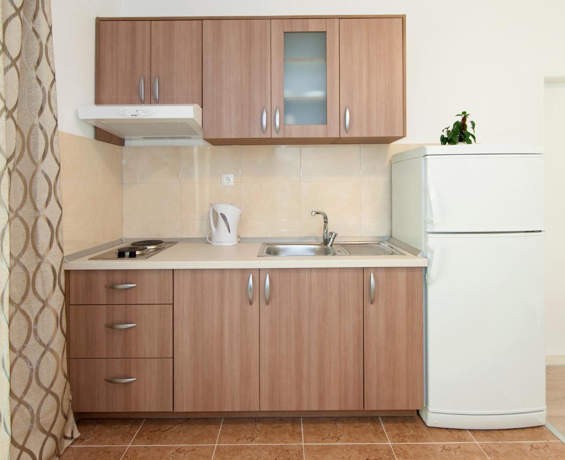 Apartmani Iva Tučepi Zewnętrze zdjęcie