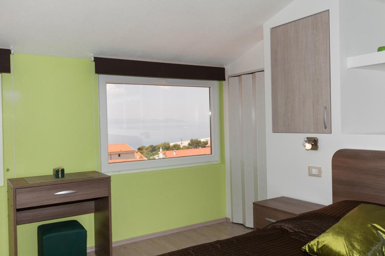 Apartmani Iva Tučepi Zewnętrze zdjęcie