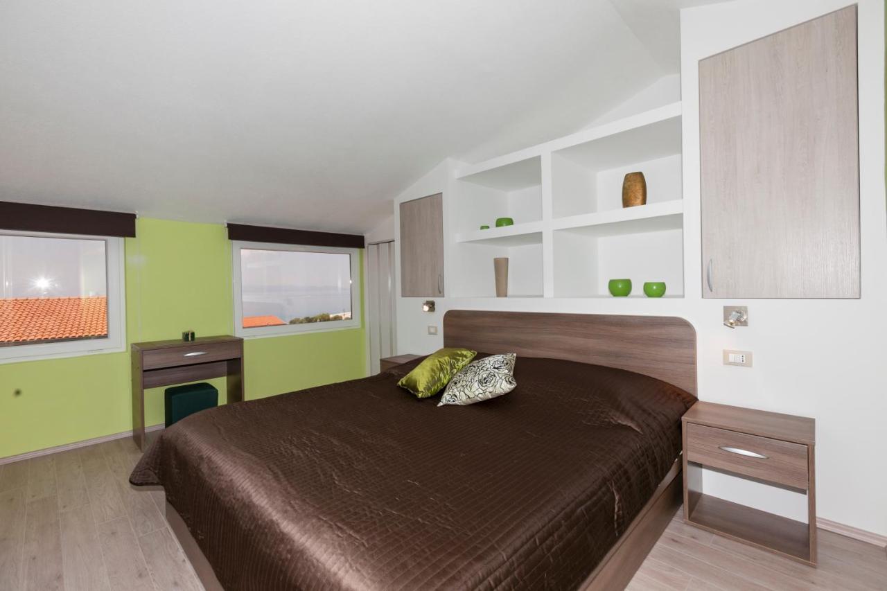 Apartmani Iva Tučepi Zewnętrze zdjęcie