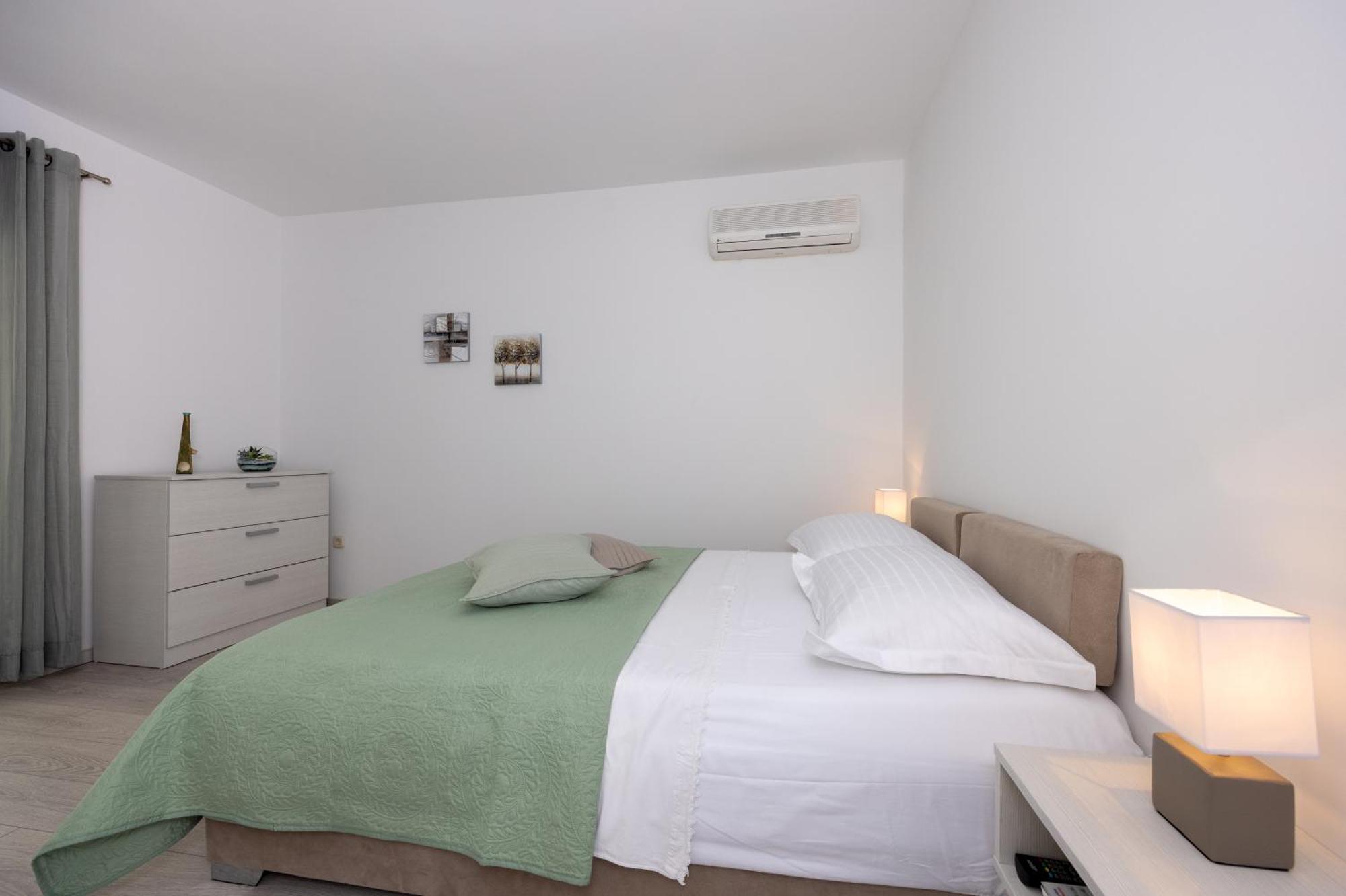 Apartmani Iva Tučepi Zewnętrze zdjęcie