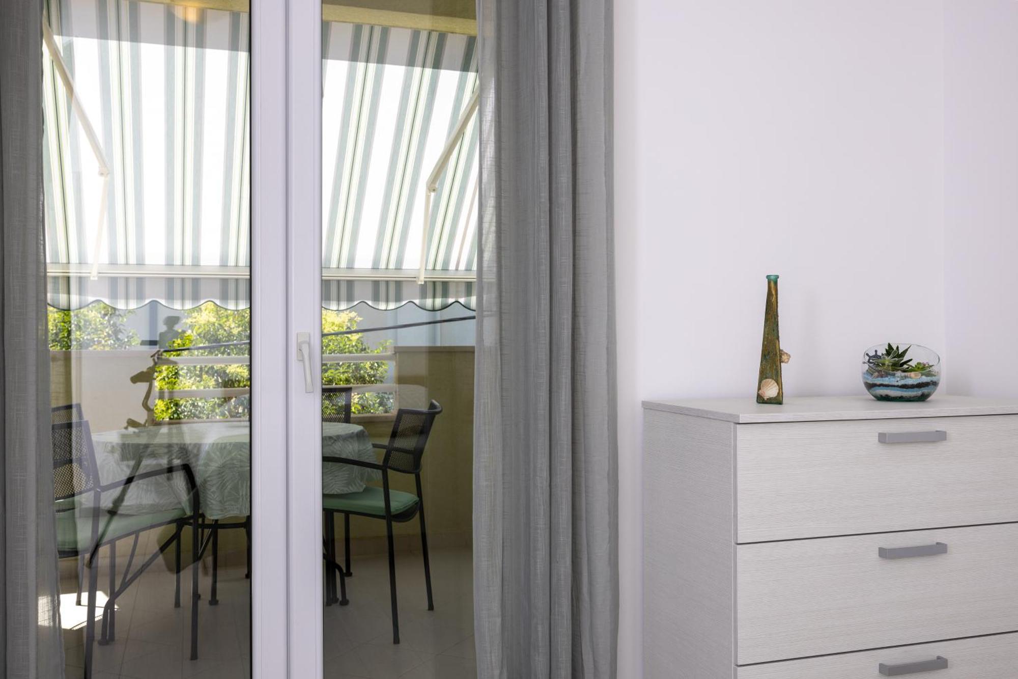 Apartmani Iva Tučepi Zewnętrze zdjęcie