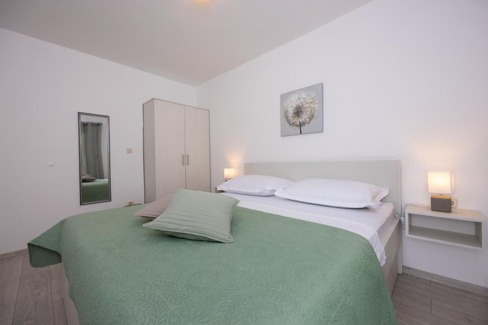Apartmani Iva Tučepi Zewnętrze zdjęcie