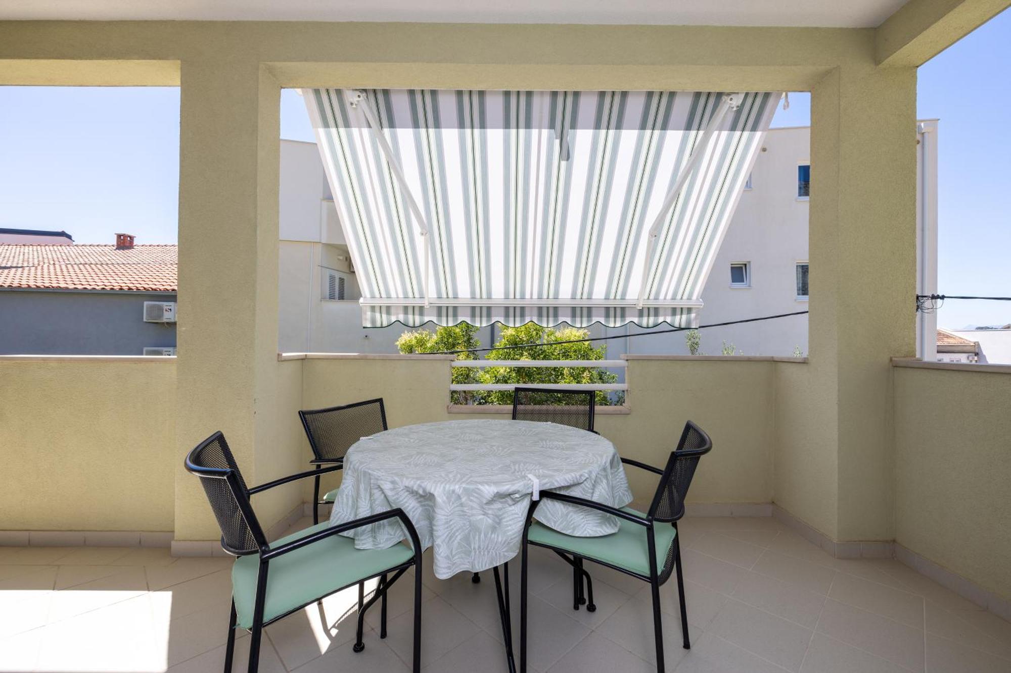 Apartmani Iva Tučepi Zewnętrze zdjęcie